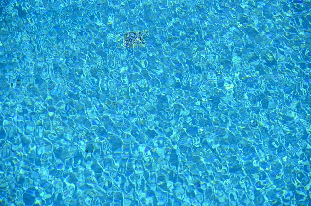 bazénová voda.jpg
